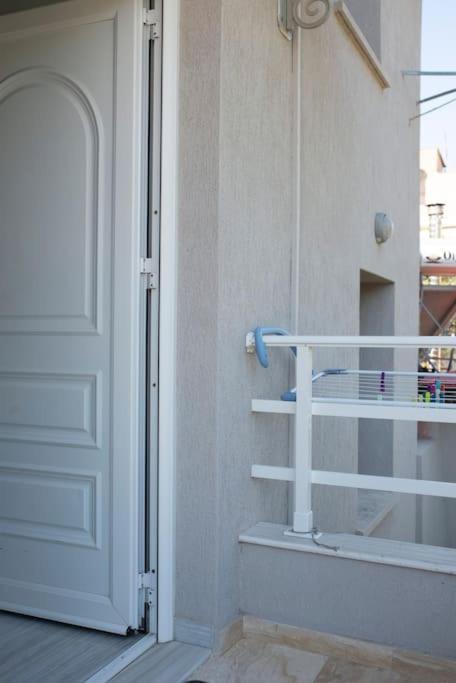 Anadora 2: Hospitable Stone House With Yard Apartamento Alexandroupoli Exterior foto