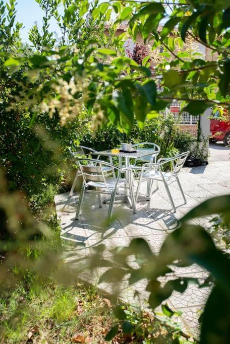 Anadora 2: Hospitable Stone House With Yard Apartamento Alexandroupoli Exterior foto