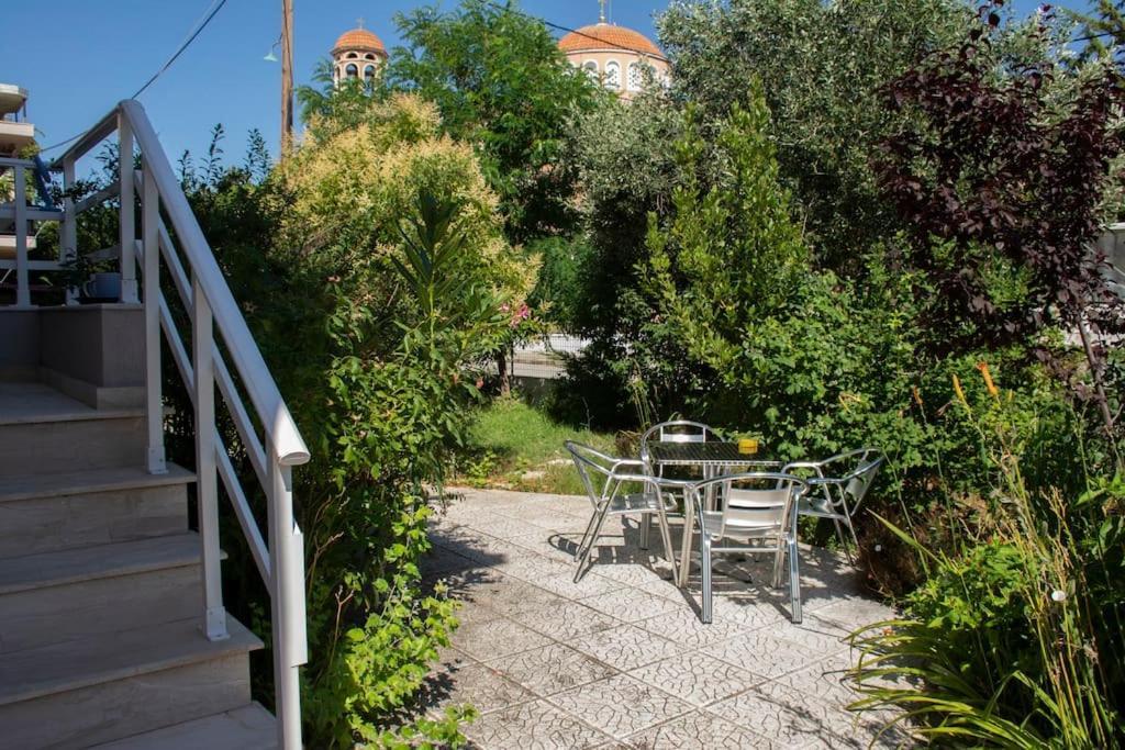 Anadora 2: Hospitable Stone House With Yard Apartamento Alexandroupoli Exterior foto